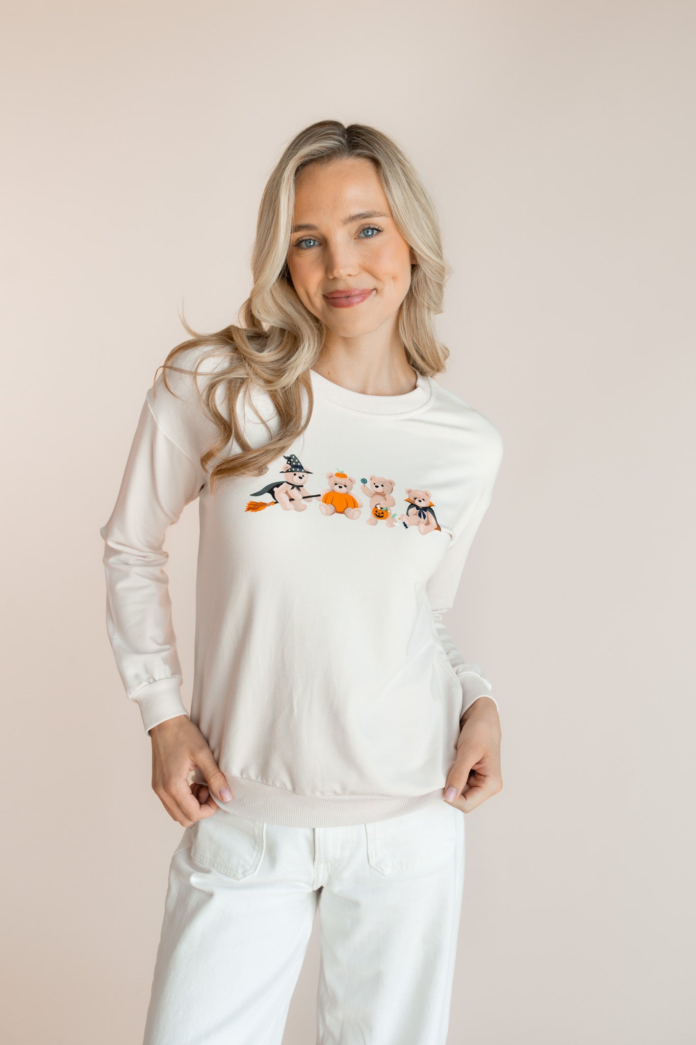 Women's Sweatshirt in Halloween Teddy