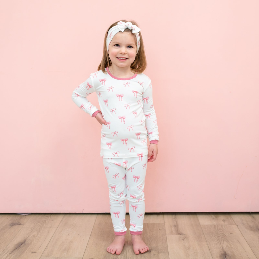 Long Sleeve Pajamas in Bow